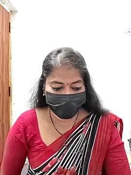 Snapshot of tamil_Sigappu_Roja chatting on June 8, 12:36 am tamil Sigappu Roja online show from June 8, 12:36 am