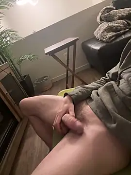 Hungboxer69 online show from December 16, 1:10 am