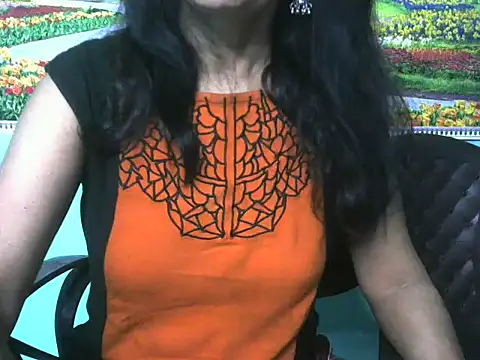 Snapshot of Lovely_bhabhi143 chatting on April 20, 6:27 am Lovely bhabhi143 online show from April 20, 6:27 am