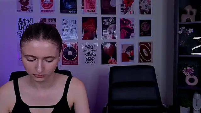 nekky mouse online show from July 18, 9:24 am