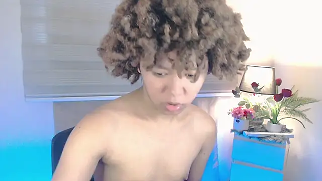 9INCHESHARDCOCK online show from December 20, 5:14 am