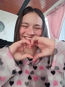 Snapshot of Isa_Acosta chatting on July 15, 12:43 pm Isa Acosta online show from July 15, 12:43 pm