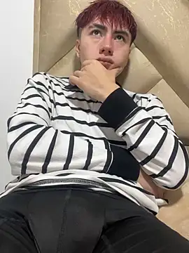 AlexanderCollman online show from December 18, 8:04 pm