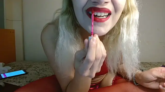 yellowchick online show from May 18, 10:04 pm