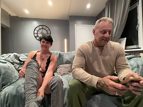 backdoorgalore4you online show from May 6, 8:58 pm