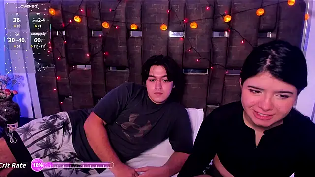 EmilyANDrew  online show from October 16, 4:46 am