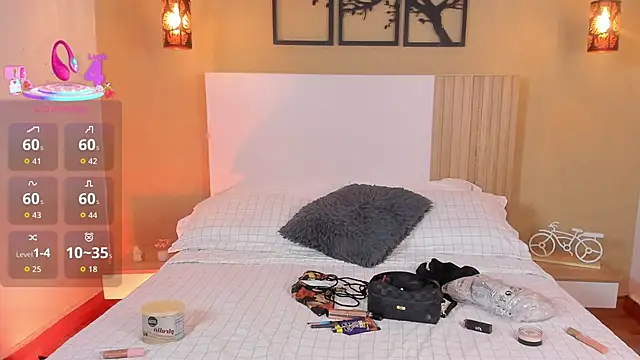 Camila Bustamante online show from September 19, 4:07 pm