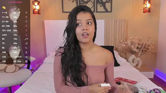 Camila Bustamante online show from November 27, 3:25 pm