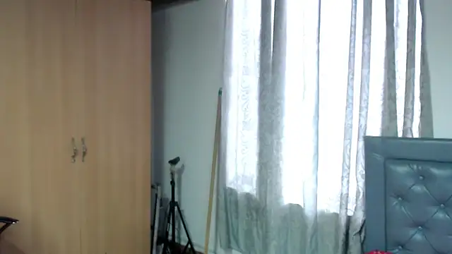 sarah aguilar online show from April 14, 2:34 pm