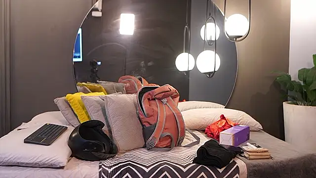 Ariaa Isabell online show from February 23, 6:27 pm