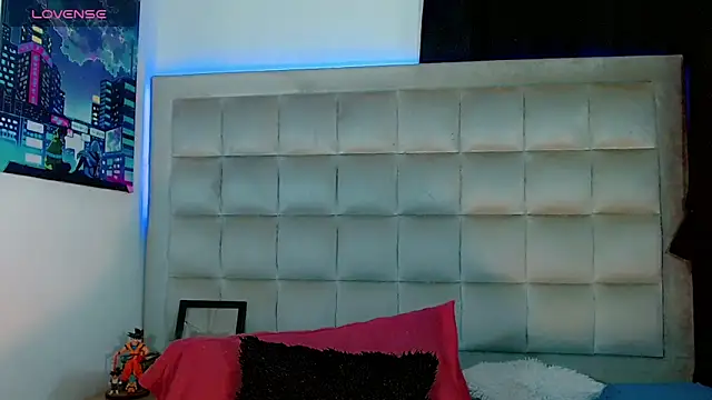 Snapshot of AmazingMistressNathy chatting on March 3, 5:02 am AmazingMistressNathy online show from March 3, 5:02 am