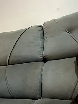 Snapshot of Chloe_Leaozinho chatting on October 31, 3:29 am Chloe Leaozinho online show from October 31, 3:29 am