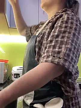 Snapshot of kute_sex chatting on September 18, 1:40 am kute sex online show from September 18, 1:40 am