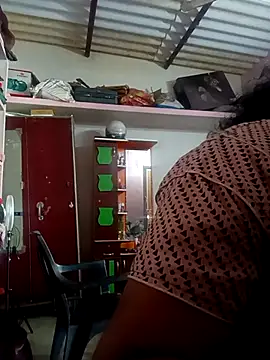 Jessi 25 online show from February 14, 9:17 am