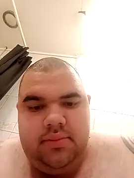 Mackoka online show from April 4, 8:56 am