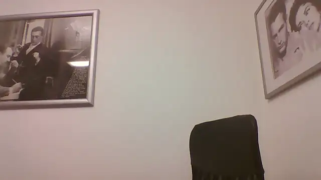 Snapshot of FROCETTO93 chatting on October 10, 5:01 pm FROCETTO93 online show from October 10, 5:01 pm