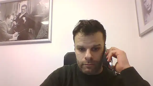 Snapshot of FROCETTO93 chatting on February 10, 4:44 pm FROCETTO93 online show from February 10, 4:44 pm