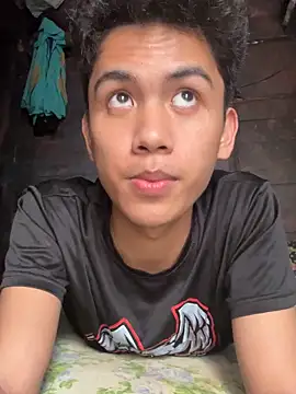 Demure Asian143 online show from September 26, 6:39 am