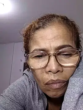 Snapshot of Merybeks chatting on February 7, 10:41 am Merybeks online show from February 7, 10:41 am