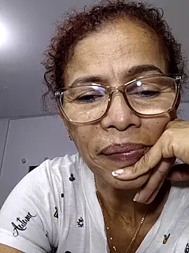 Snapshot of Merybeks chatting on February 23, 10:34 am Merybeks online show from February 23, 10:34 am