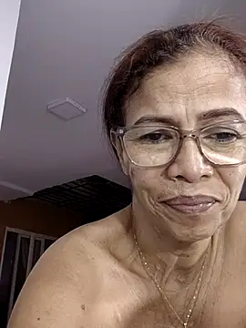 Snapshot of Merybeks chatting on March 16, 10:41 am Merybeks online show from March 16, 10:41 am