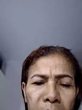 Snapshot of Merybeks chatting on March 18, 10:40 am Merybeks online show from March 18, 10:40 am