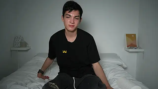 Snapshot of MattyandAiden chatting on May 1, 6:45 pm MattyandAiden online show from May 1, 6:45 pm