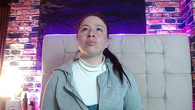 miadoll303av online show from October 25, 4:20 am