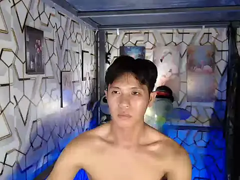 darryl hugecok online show from December 5, 2:42 am