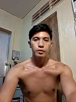 Snapshot of darryl_hugecok chatting on May 25, 5:41 pm darryl hugecok online show from May 25, 5:41 pm