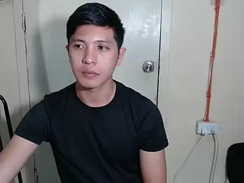 Snapshot of darryl_hugecok chatting on July 28, 6:53 pm darryl hugecok online show from July 28, 6:53 pm