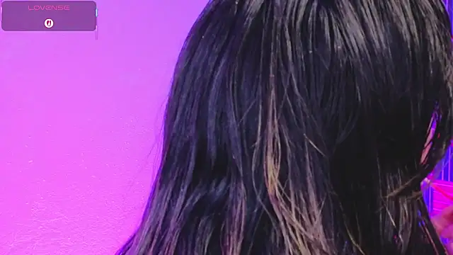 Snapshot of Miranda_sexlove_ chatting on February 6, 6:07 am Miranda sexlove online show from February 6, 6:07 am