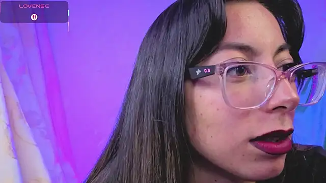 Snapshot of Miranda_sexlove_ chatting on February 14, 12:02 pm Miranda sexlove online show from February 14, 12:02 pm