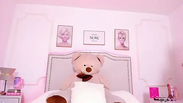 Eileen storm online show from January 8, 7:38 pm