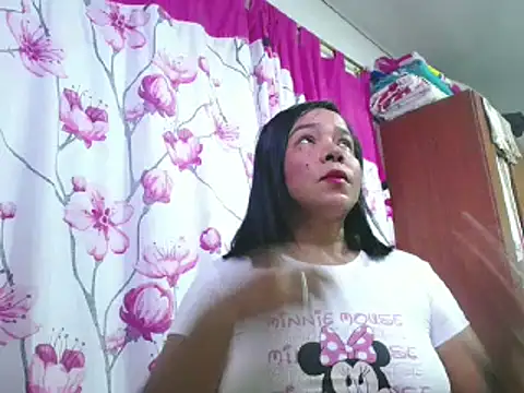 Snapshot of whore_kinky chatting on October 27, 10:14 pm whore kinky online show from October 27, 10:14 pm