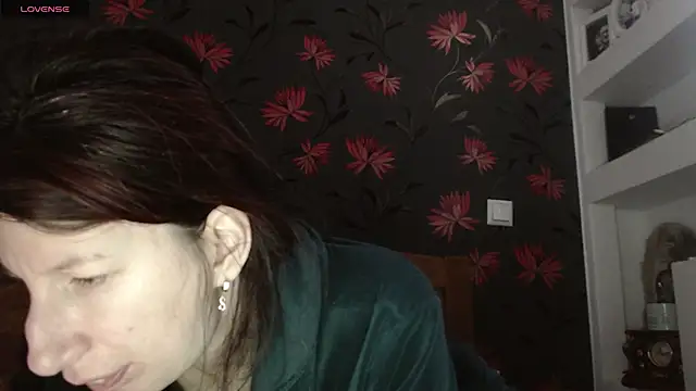 Snapshot of RosieHayes chatting on March 13, 12:12 pm RosieHayes online show from March 13, 12:12 pm