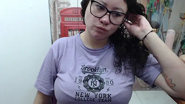 greeneyes nurse online show from November 4, 7:46 pm