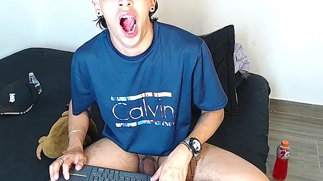 Snapshot of Robisson_zack chatting on September 29, 8:19 am Robisson zack online show from September 29, 8:19 am