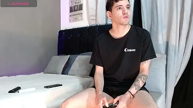 Matteo12  online show from November 30, 8:51 am