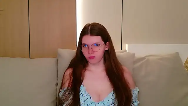 Snapshot of Gaby_Essen chatting on May 30, 8:39 pm Gaby Essen online show from May 30, 8:39 pm
