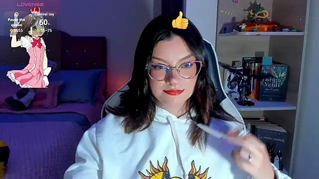 OphelianaRose33 online show from March 24, 10:48 pm