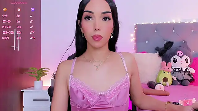 Snapshot of jazlyn_G chatting on July 15, 7:13 am jazlyn G online show from July 15, 7:13 am