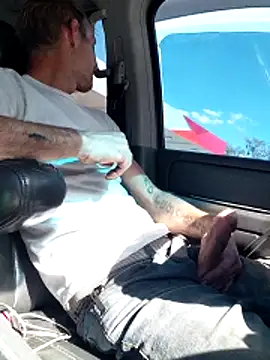 Hungwell1515 online show from February 4, 6:25 pm