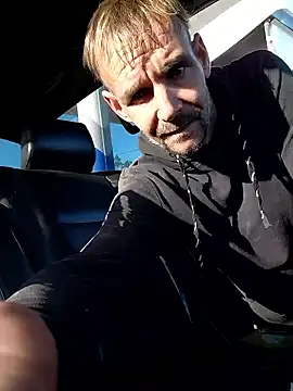 Hungwell1515 online show from February 20, 1:22 pm