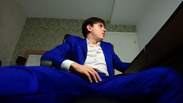 Snapshot of FelixStarkk chatting on October 13, 4:34 am FelixStarkk online show from October 13, 4:34 am