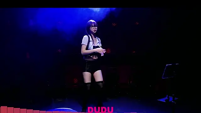 yznt-dudu online show from September 17, 11:45 am