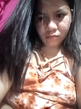 Snapshot of phoenix_1994 chatting on May 20, 9:32 pm phoenix 1994 online show from May 20, 9:32 pm