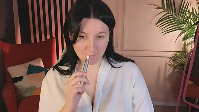 love me  tonight  online show from October 14, 1:06 am