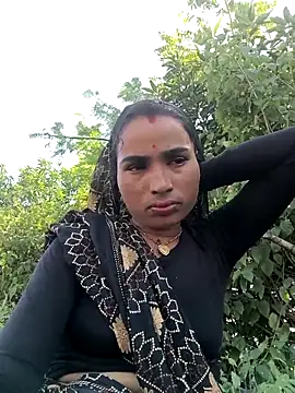 Hot raaani online show from September 24, 9:01 am