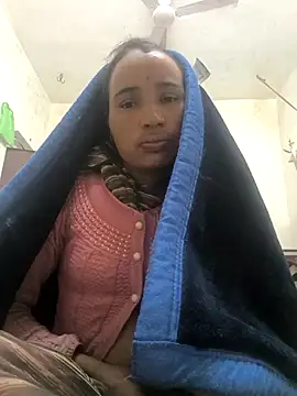 Hot raaani online show from January 10, 2:19 pm